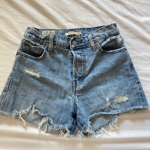 Levi’s Wedgie Shorts